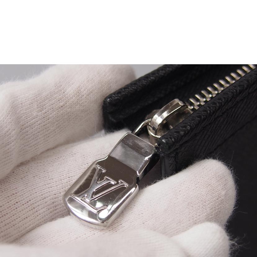 ＬＶ ルイ・ヴィトン/ポシャット・ヴォワヤージュ／タイガ／ノワール/M30450//TA3290/Aランク/76