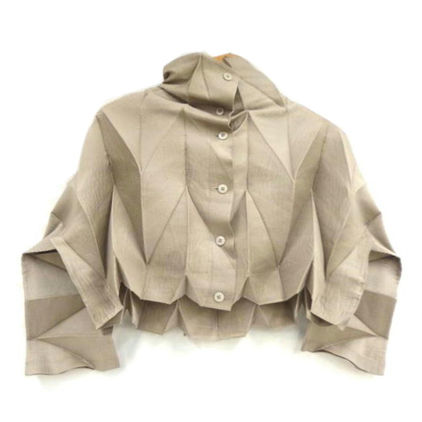 イッセイミヤケ FETE ブルゾン ISSEY MIYAKE ｲｯｾｲﾐﾔｹ