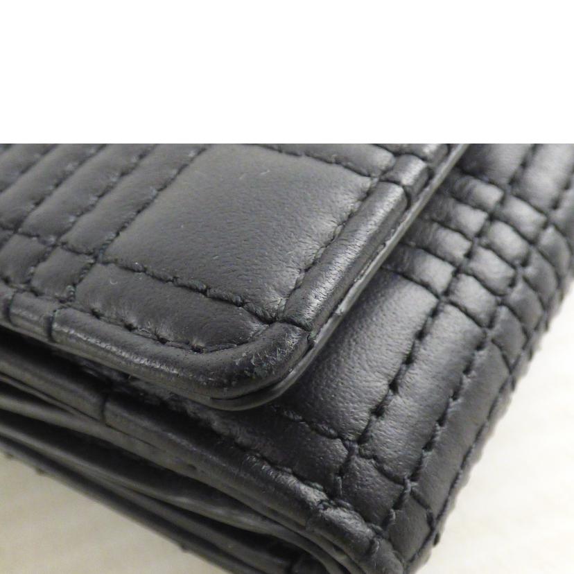 ＢＵＲＢＥＲＲＹ バーバリー/３つ折りレザーキルティング財布/8049280//ABランク/64
