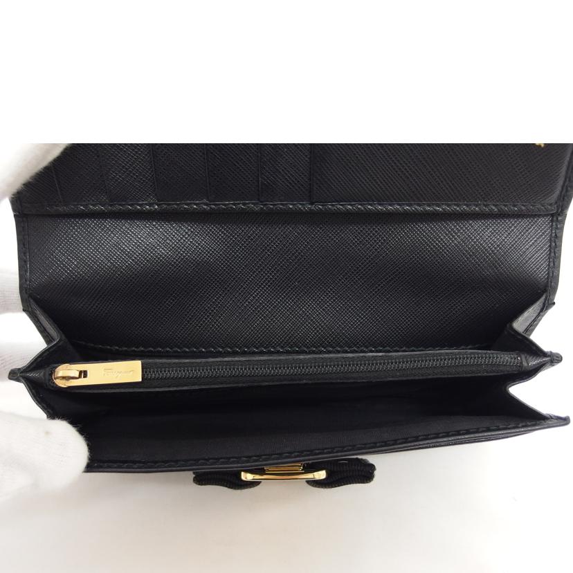 Ｆｅｒｒａｇａｍｏ　 フェラガモ/ヴェラリボン二つ折り長財布／ブラック//K1-*******/Bランク/04