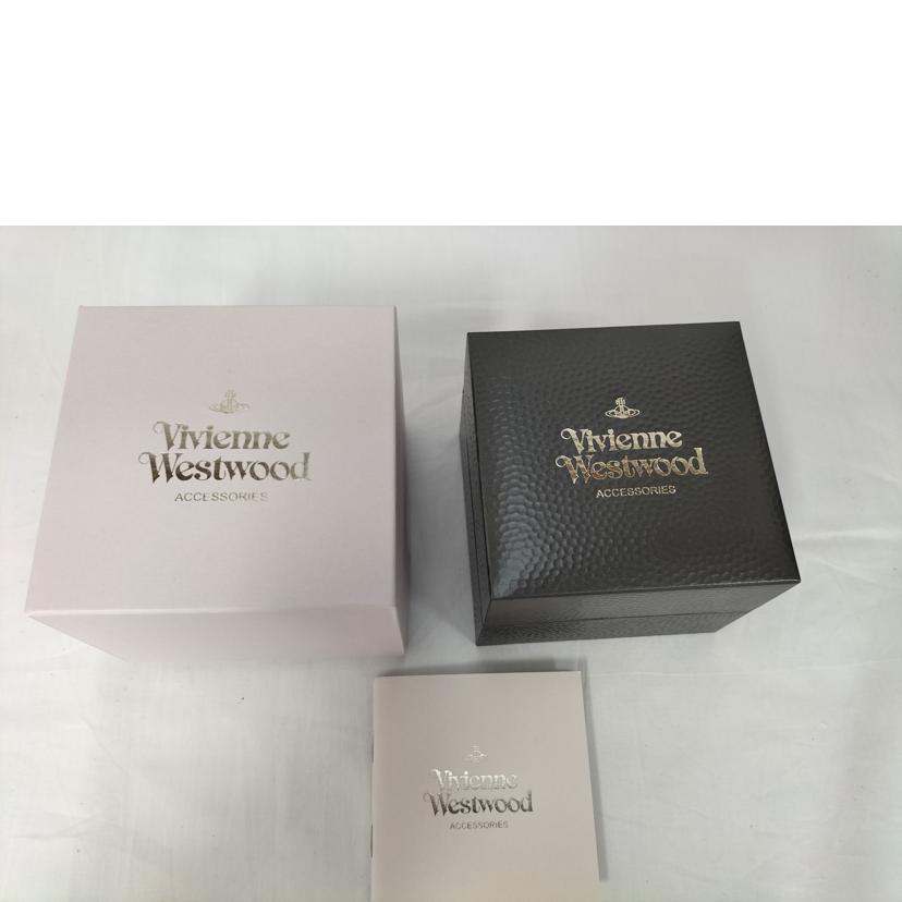 Vivienne Westwood ヴィヴィアンウエストウッド