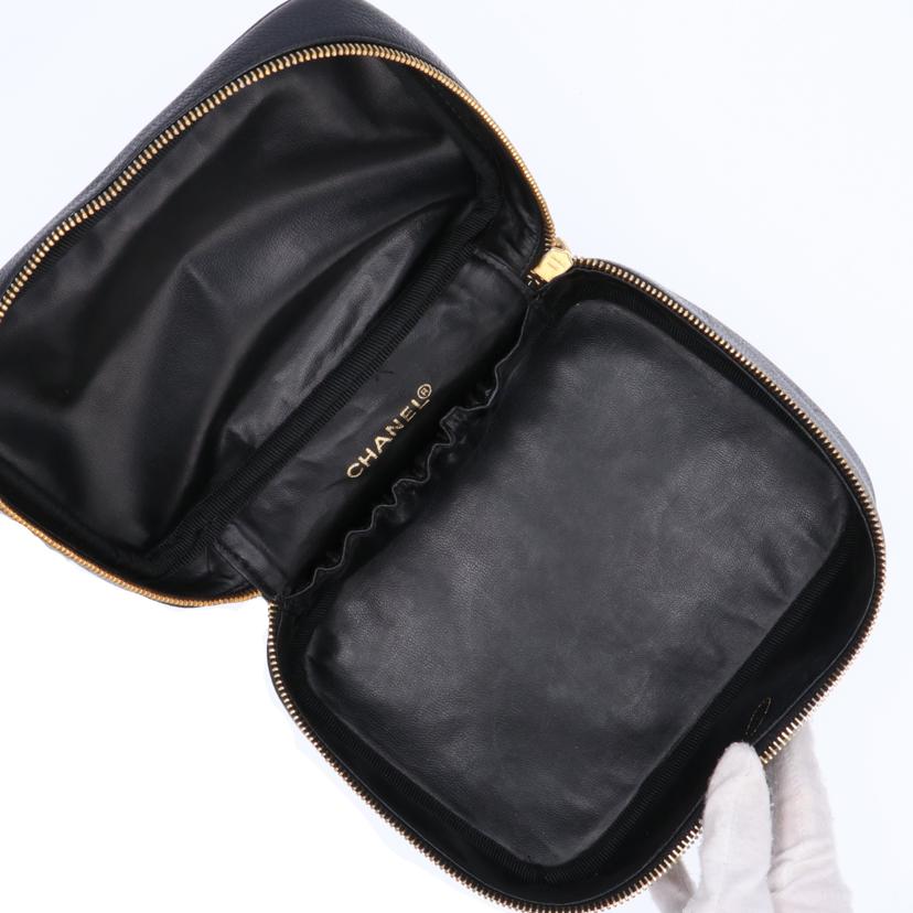 ＣＨＡＮＥＬ シャネル　化粧ポーチ　メイクポーチ　レディース　ブラック　ゴールド/キャビアスキンバニティハンドポーチ/A01997//3876786/Bランク/75