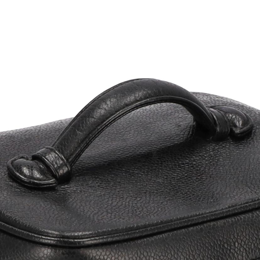 ＣＨＡＮＥＬ シャネル　化粧ポーチ　メイクポーチ　レディース　ブラック　ゴールド/キャビアスキンバニティハンドポーチ/A01997//3876786/Bランク/75