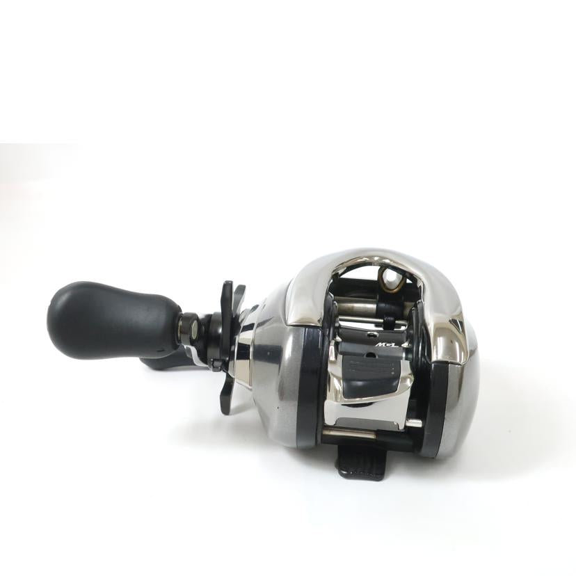 ＳＨＩＭＡＮＯ　 シマノ/１６アンタレスＤＣＨＧ左　ベイトリール　淡水専用/16 ANTARES DC HG LEFT /03520//Bランク/65