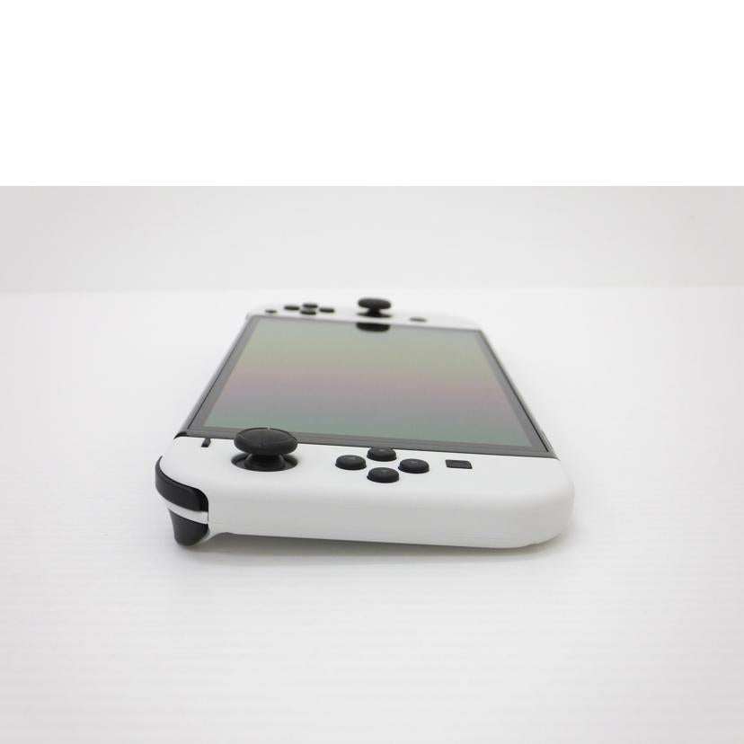 任天堂 任天堂/有機ＥＬモデルスイッチ本体ホワイト/HEG-S-KAAAA//XTJ10001921815/ABランク/88