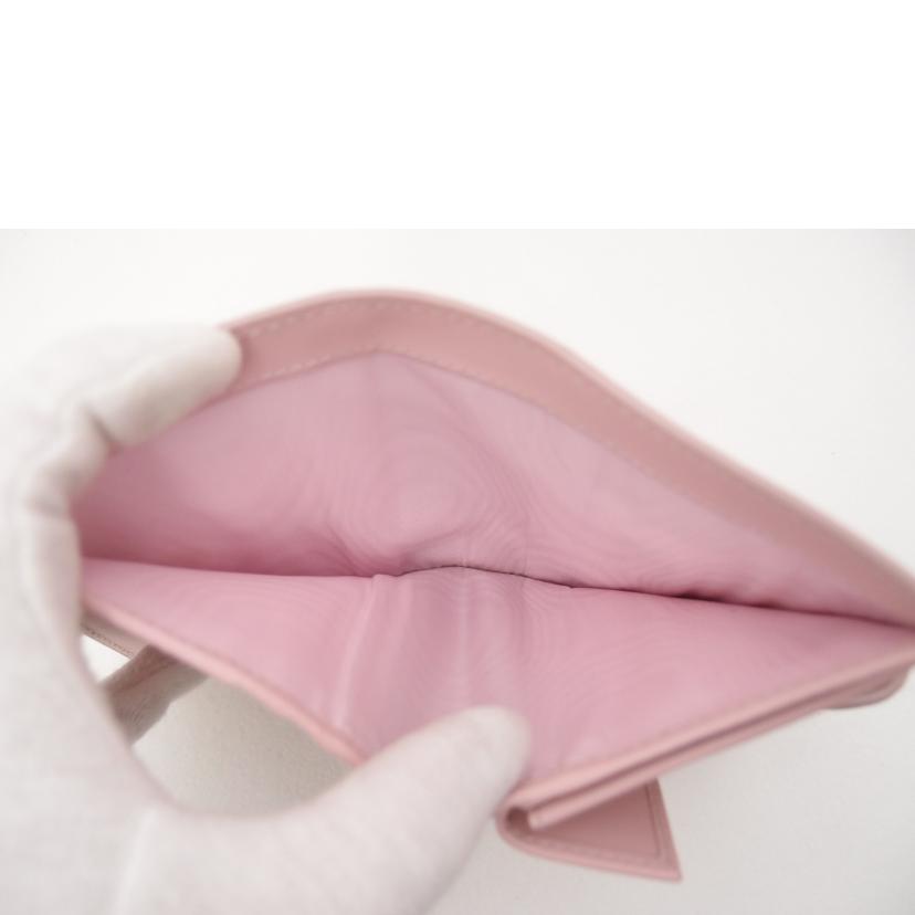 ＰＲＡＤＡ プラダ　二つ折り財布　レザー　レディース　/サフィアーノコンパクト財布／ピンク/1MV204//RFI****/Aランク/69