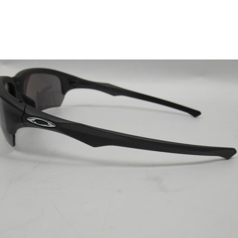 ＯＡＫＬＥＹ/サングラス／ＯＡＫＬＥＹ・ブラックベータ/OO9372//ABランク/63