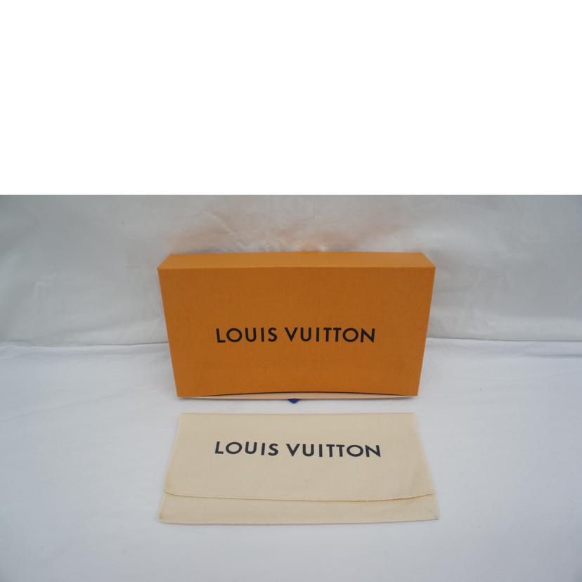ＬＶ ルイ・ヴィトン/ジッピーウォレットヴェルティカル／エピ／ノワール/M60965//RFID/ABランク/05