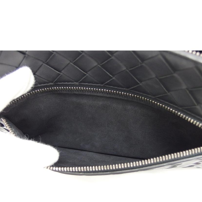 ＢＯＴＴＥＧＡ　ＶＥＮＥＴＡ ボッテガヴェネタ/イントレチャート／レザークラッチバッグ／ブラック//P02115794X/ABランク/04
