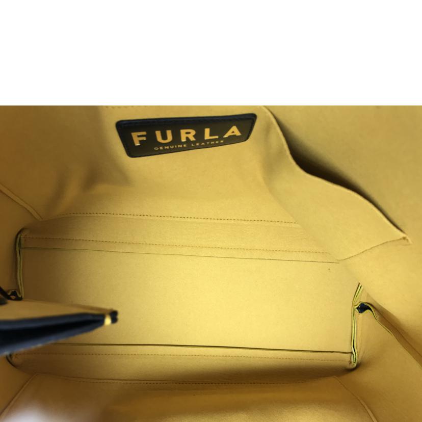 ＦＵＲＬＡ フルラ/ＰＲＩＭＵＬＡ　ホーボーバッグ//Bランク/51