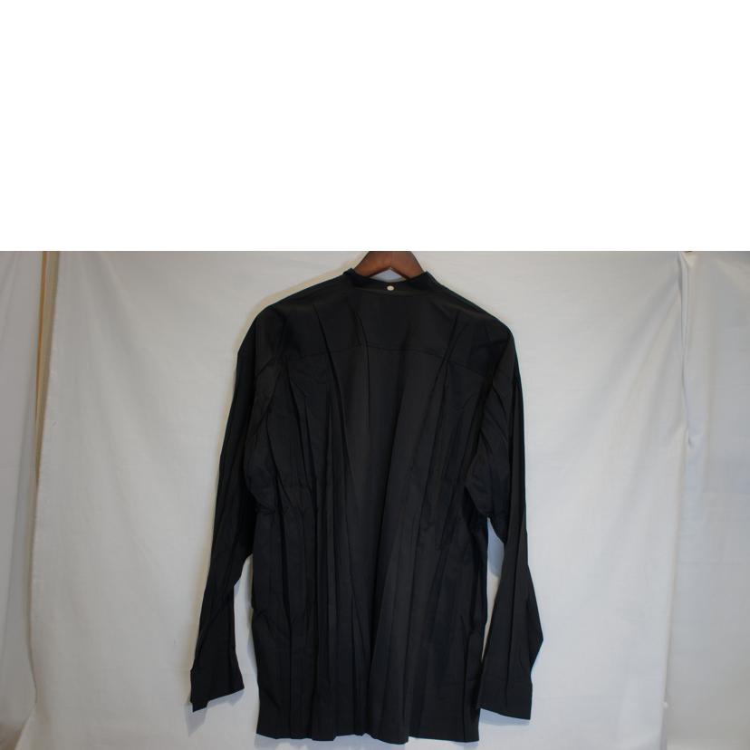 ＩＳＳＥＹ　ＭＩＹＡＫＥ イッセイミヤケ/プリーツシャツ／ＳＩＺＥ３//ABランク/92