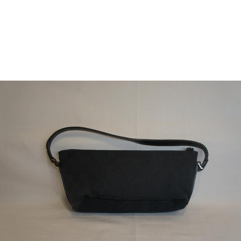 ＧＵＣＣＩ グッチ/ＧＧキャンバス／アクセサリーポ－チ/141809//288*/Aランク/92