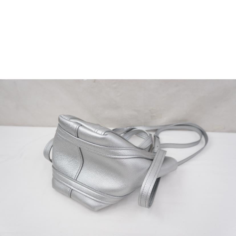 ＢＡＬＥＮＣＩＡＧＡ バレンシアガ/エブリデイトートバッグＸＳ　　　/672793//Aランク/67