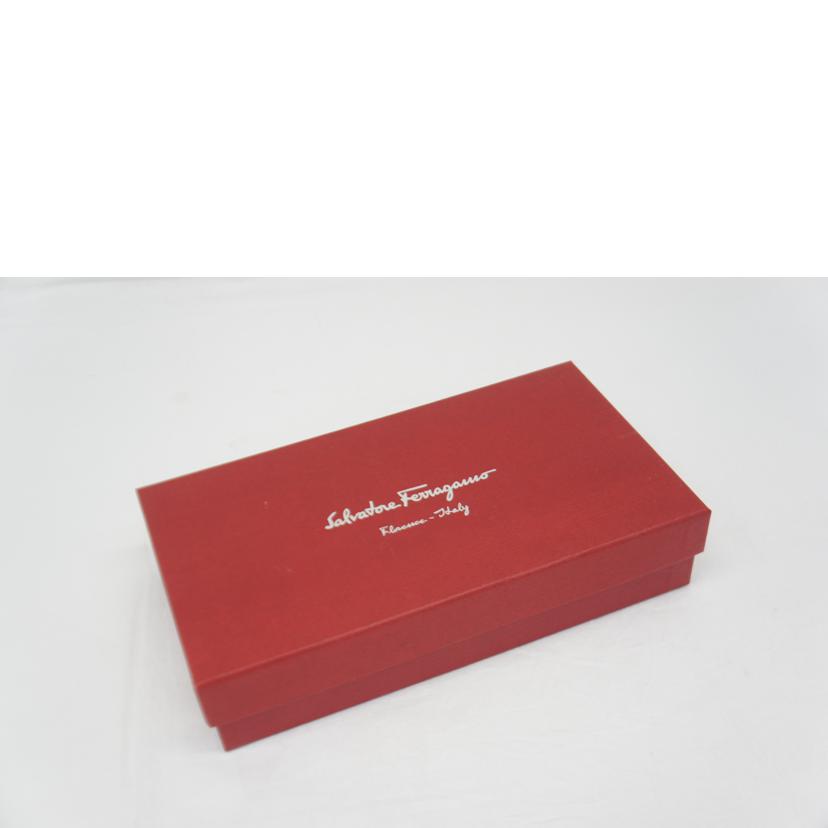 Ｓａｌｖａｔｏｒｅ　Ｆｅｒｒａｇａｍｏ サルヴァトーレフェラガモ/ジッパー財布/IY-22C588//Bランク/05