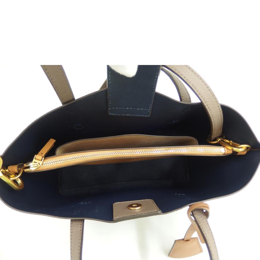 ＴＯＲＹ　ＢＵＲＣＨ トリーバーチ/ＴＯＲＹ　ＢＵＲＣＨ　ハンドバック//ABランク/82