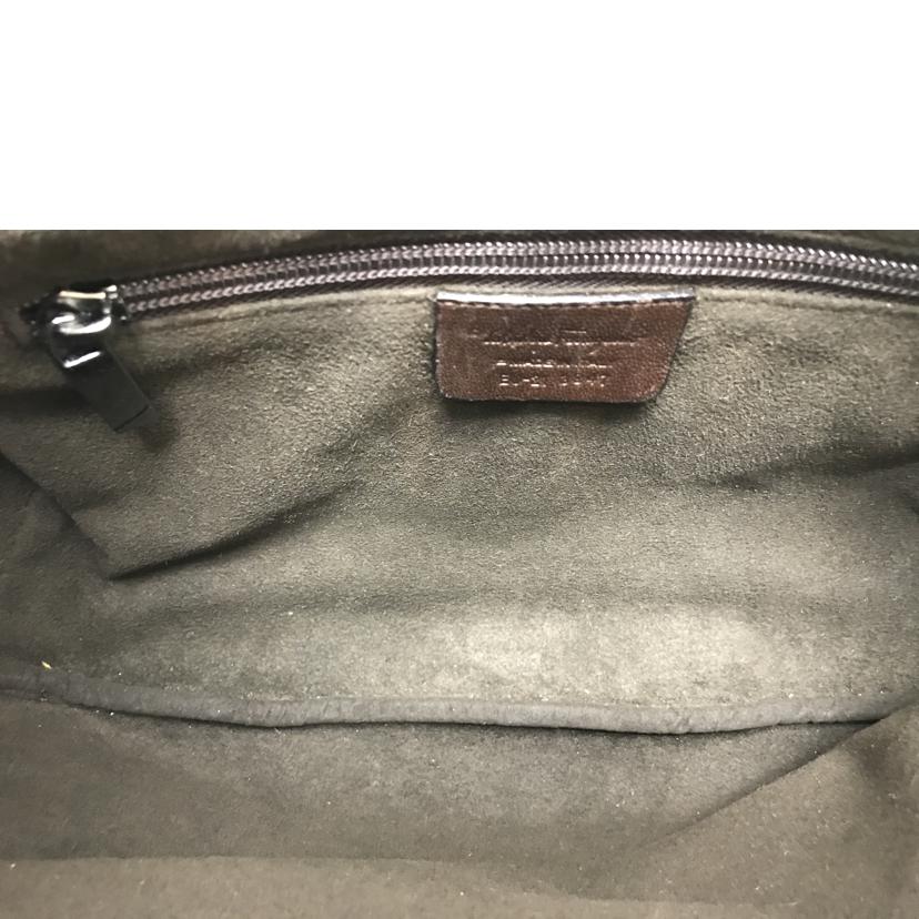 ＦＥＲＡＧＡＭＯ フェラガモ/ワンショルダーバッグ/EU-21//3847/Bランク/51