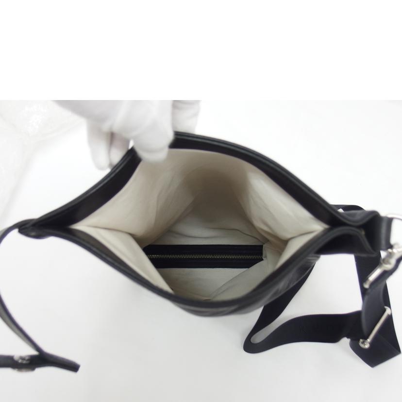 ＲＥＤ　ＭＯＯＮ レッドムーン グローブレザー ボディバッグ コンチョ/アイガー／ショルダーバッグ／ブラック/RM-AG//ABランク/04