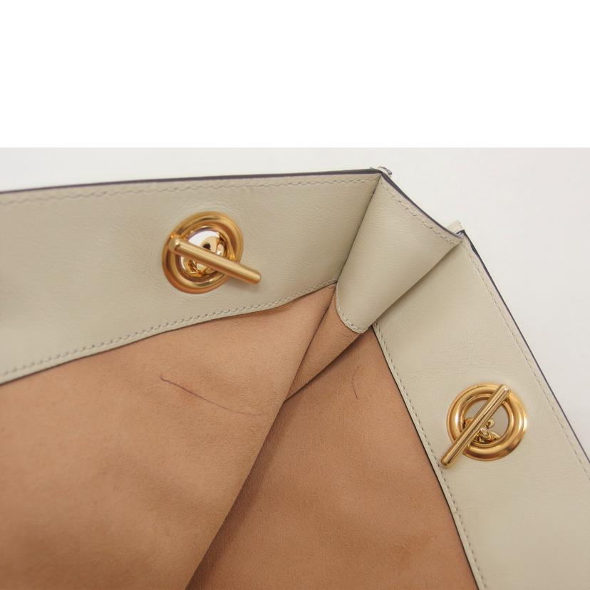 ＧＵＣＣＩ グッチ チェーントート アイボリー/ラジャ／ラージトートバッグ／タイガーヘッド/537219//498***/ABランク/04