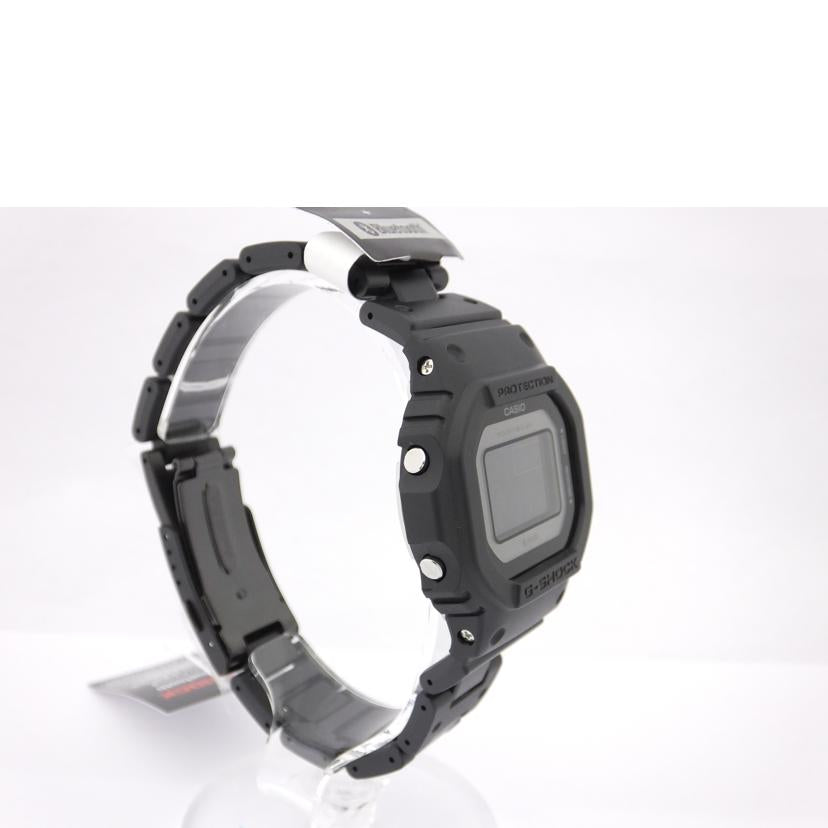 ＣＡＳＩＯ カシオ/Ｇ－ＳＨＯＣＫ／５６００シリーズ／ソーラー電波/GW-B5600BC-1BJF//SAランク/88