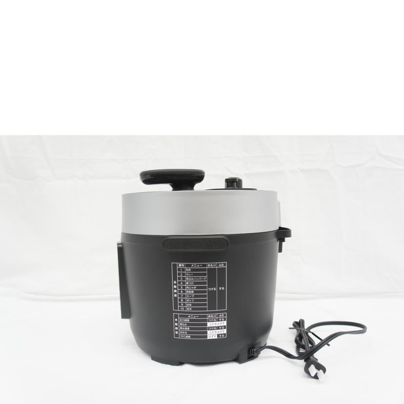 ＴＯＳＨＩＢＡ 東芝/電気圧力鍋/RCP-30R(K)//2423121/SAランク/05
