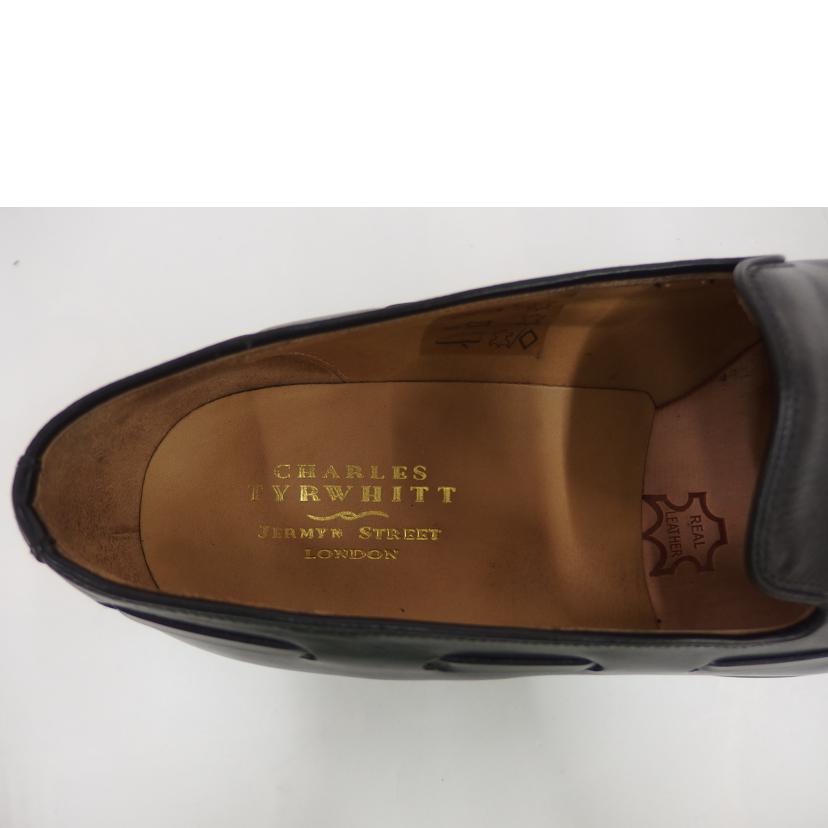 ＣＨＡＲＬＥＳ　ＴＹＲＷＨＩＴＴ CHARLES TYRWHITT/ローファー／黒//ｻｲｽﾞ　8/ABランク/82