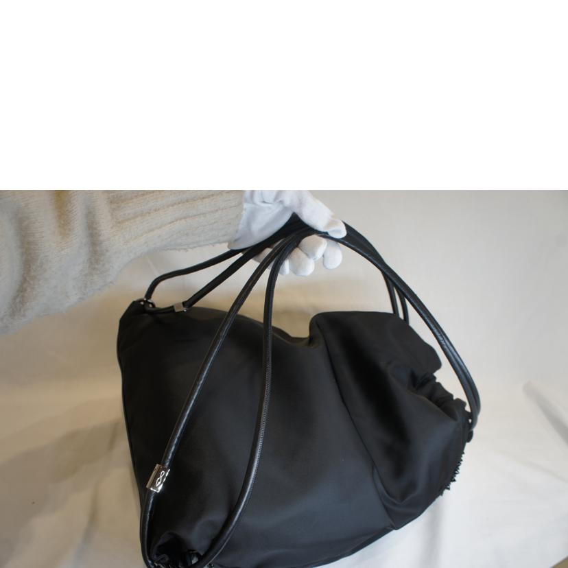 Ｃ．Ｌｏｕｂｏｕｔｉｎ ルブタン/ＫＡＬＯＵＢＩ　ＢＡＣＫＰＡＣＫスタッズナップサック/3195029//SAランク/92