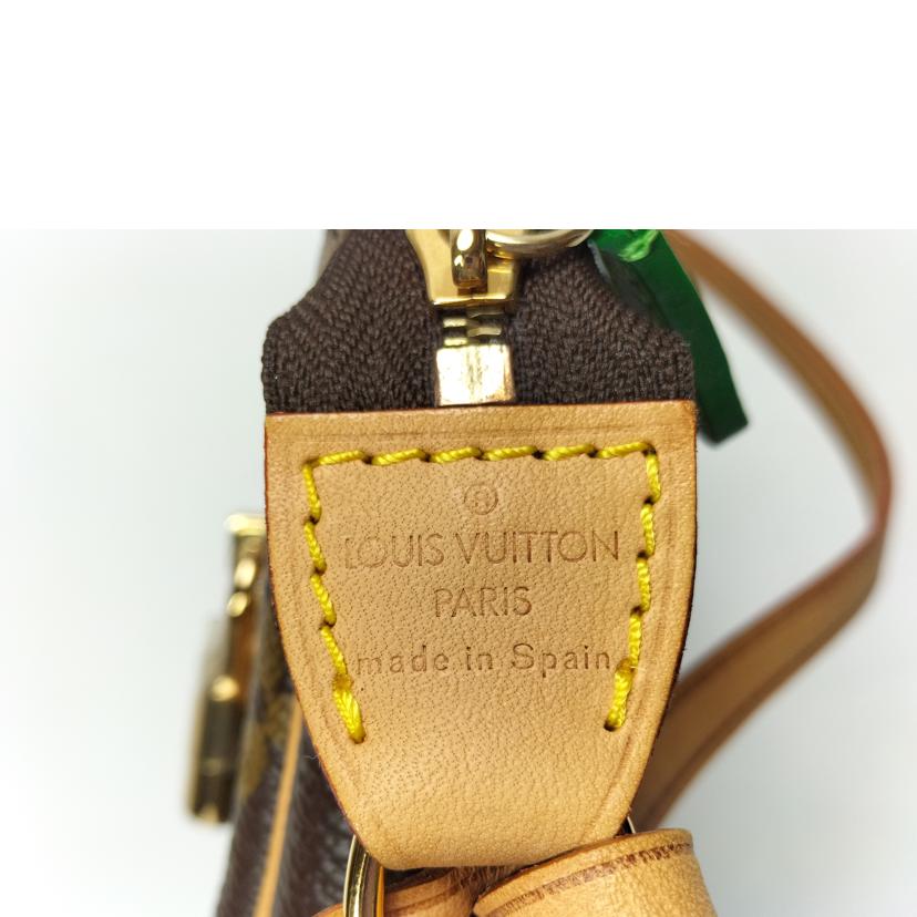 LOUIS VUITTON ルイ･ヴィトン/ポシェットアクセソワール  モノグラム･ペルフォ/M95184/CA0***/ルイ･ヴィトン/Aランク/52【中古】