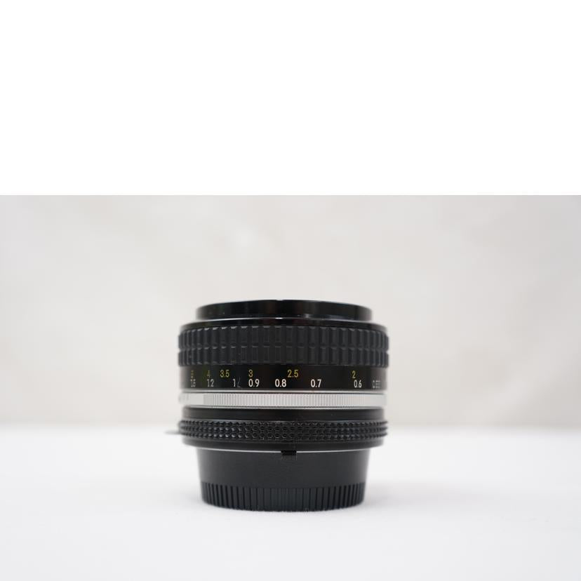 Ｎｉｋｏｎ ニコン/交換レンズ／５０　１．４/Ai NIKKOR 50mm F1.4//4204772/ABランク/67