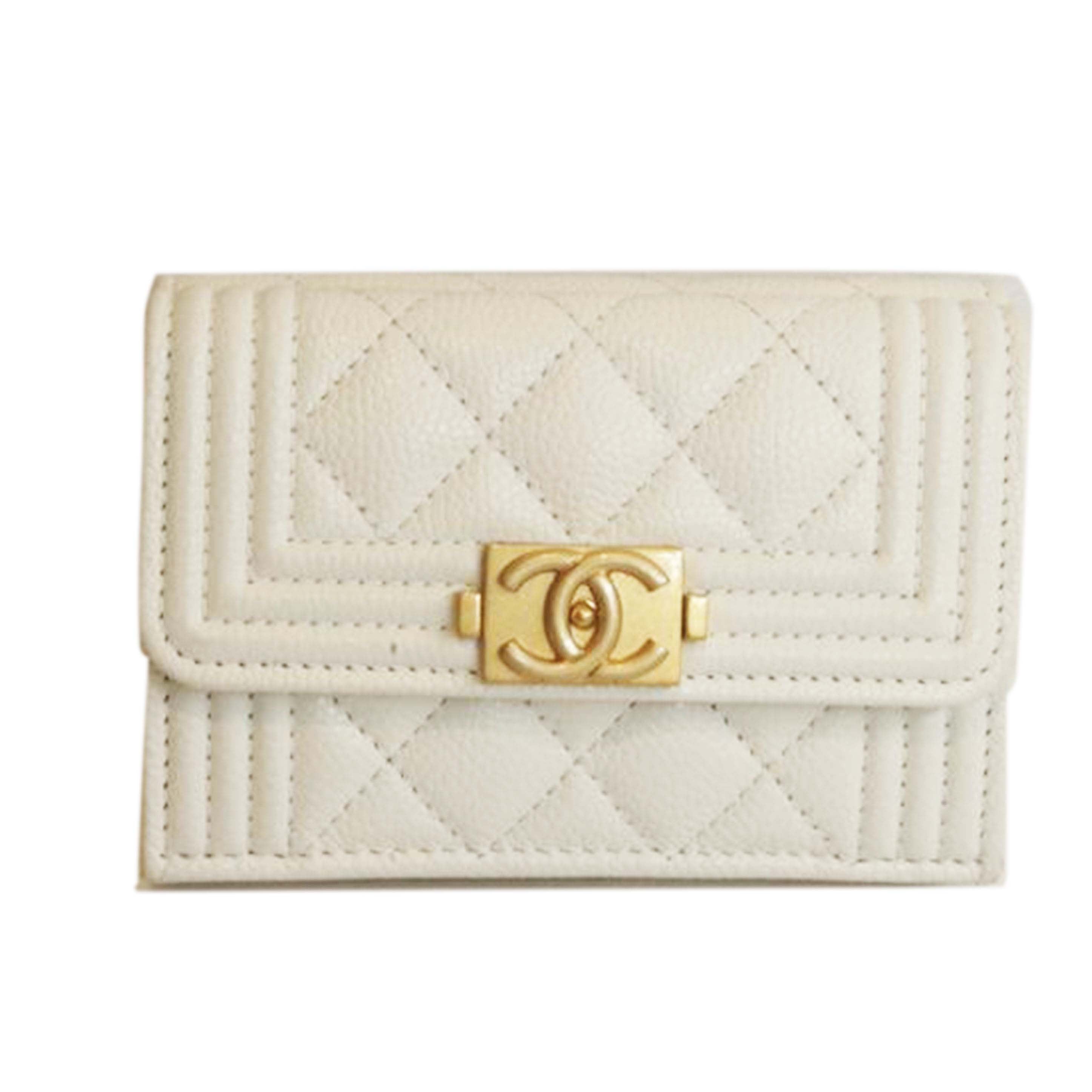 ＣＨＡＮＥＬ シャネル/ボーイシャネルウォレットキャビアスキンホワイト//LX18U9GJ/ABランク/92