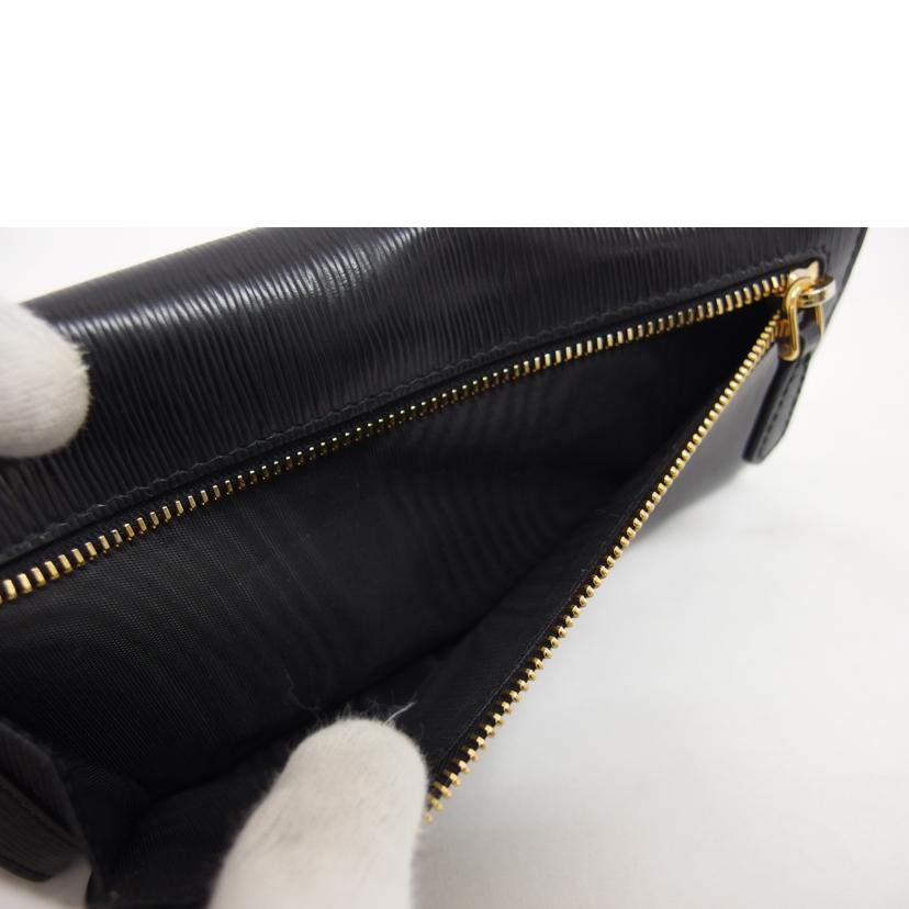 ＰＲＡＤＡ プラダ/Ｗホック／二つ折り長財布／ブラック/1M1132//234/ABランク/04