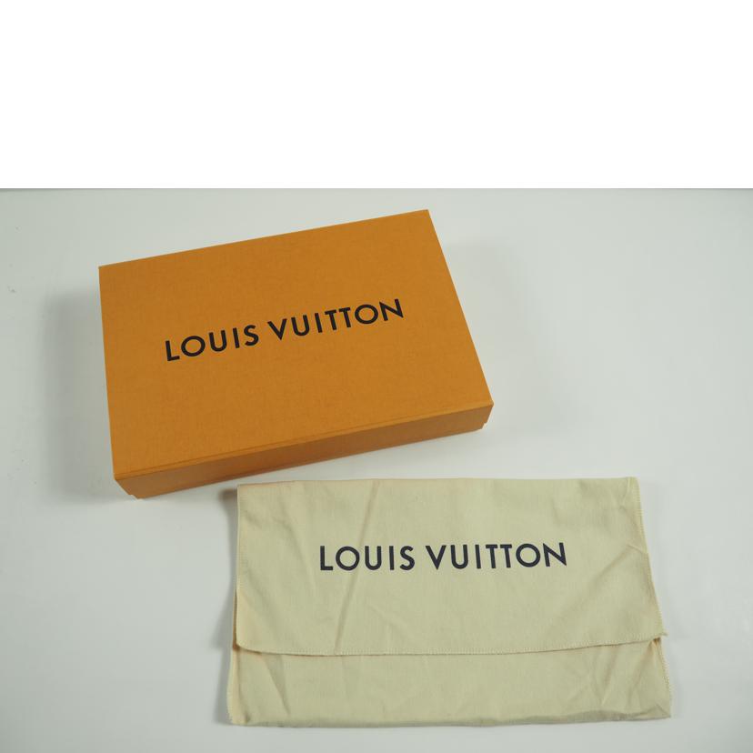 ＬＯＵＩＳ　ＶＵＩＴＴＯＮ ルイヴィトン/ポシェット・フェリシー／アンブラント／ノワール/M64064//Aランク/79