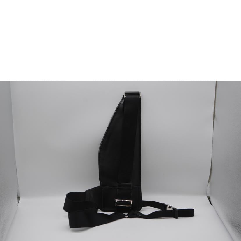 ＰＲＡＤＡ プラダ/サフィアーノトラベルレザーショルダー／マルモ/2VH075//56/Aランク/89