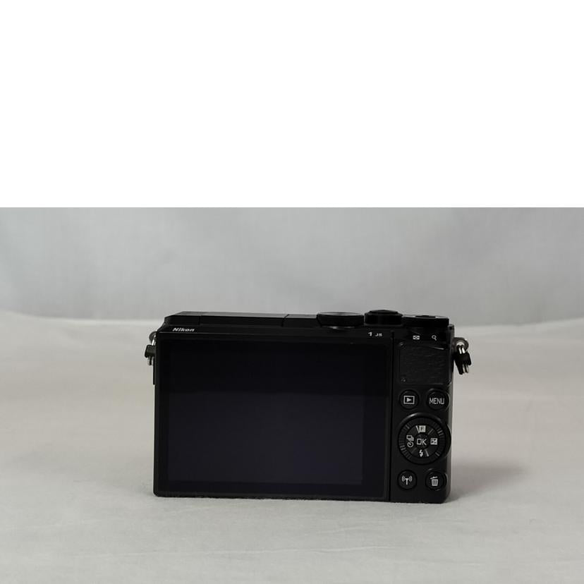 Ｎｉｋｏｎ ニコン/ミラーレス一眼　標準パワーズームレンズキット/Nikon 1 J5//21027131/Bランク/52