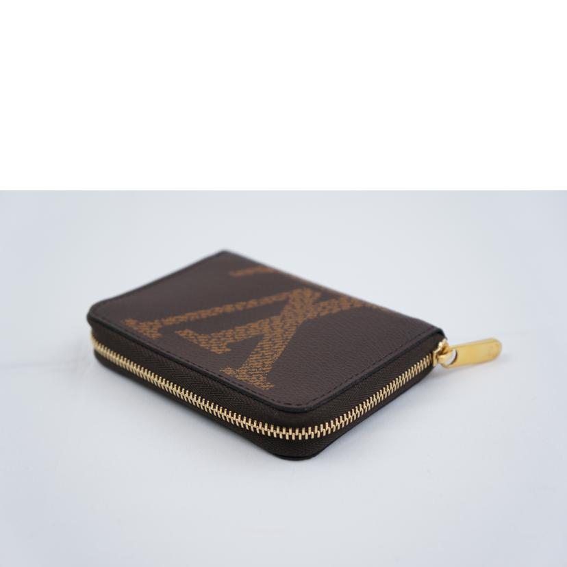 ＬＶ ルイヴィトン/ジッピーコインパース／モノグラム・ジャイアント/M69354//SN0***/Aランク/67