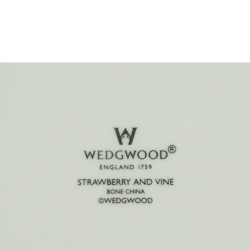 ＷＥＤＧＷＯＯＤ ウェッジウッド/ＳＴＲＡＷＢＥＲＲＹ　ＡＮＤ　ＶＩＮＥ　ペアマグカップ・ディナープレートセット//SAランク/79