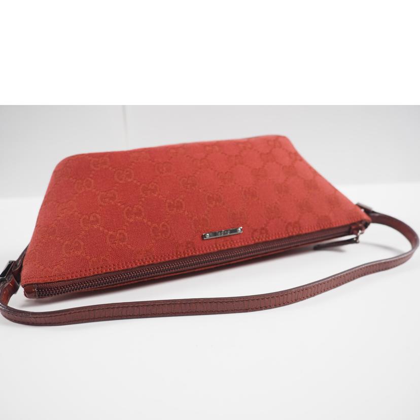 ＧＵＣＣＩ グッチ/ＧＧキャンバスアク　セサリーポーチ/07198//002122/Bランク/79