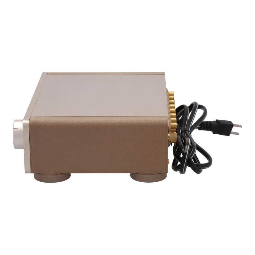 MARANTZ コントロールアンプ/DAC-1。