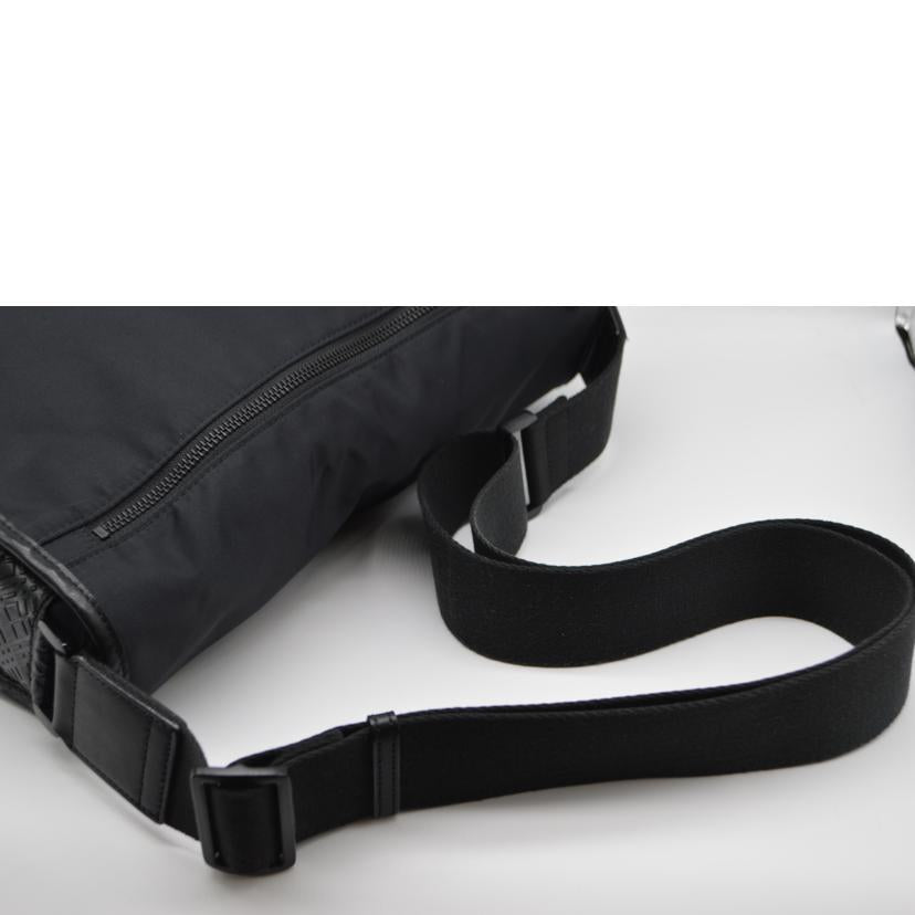 ＢＵＲＢＥＥＲＹ バーバリー/バーバリーレザーメッセンジャーバッグ/BKL13-300-09//ABランク/89