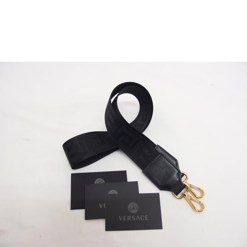 ＶＥＲＳＡＣＥ ヴェルサーチェ ハンドバッグ トートバッグ ショルダーバッグ ゴールド金具 メデューサ /スタッズロゴ／キャンバス２ＷＡＹバッグ／ブラック/1A10397//ABランク/04