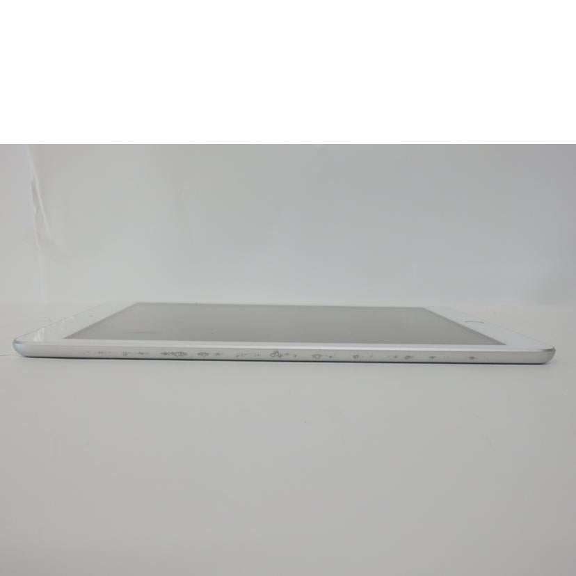 Ａｐｐｌｅ アップル/ｉＰａｄ　（第５世代）Ｗｉ－Ｆｉ　３２ＧＢ/MP2G2J/A//DMPV1A2NHLFC/Cランク/62