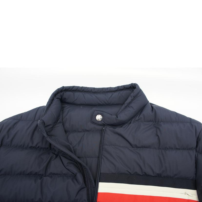 MONCLER モンクレール ダウンジャケット メンズアウター/ダウンジャケット/F10911A52700  5396F/6/メンズアウター/ABランク/75【中古】