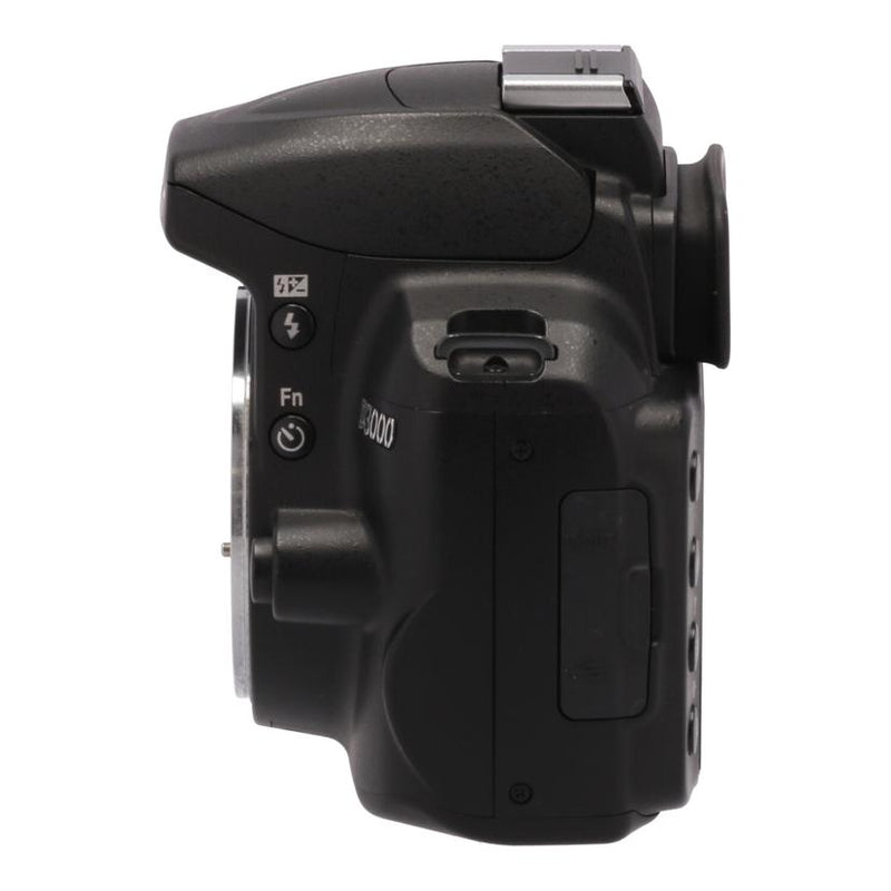 Nikon デジタル一眼レフカメラ D3000 ボディ D3000 :B002JM0LJW