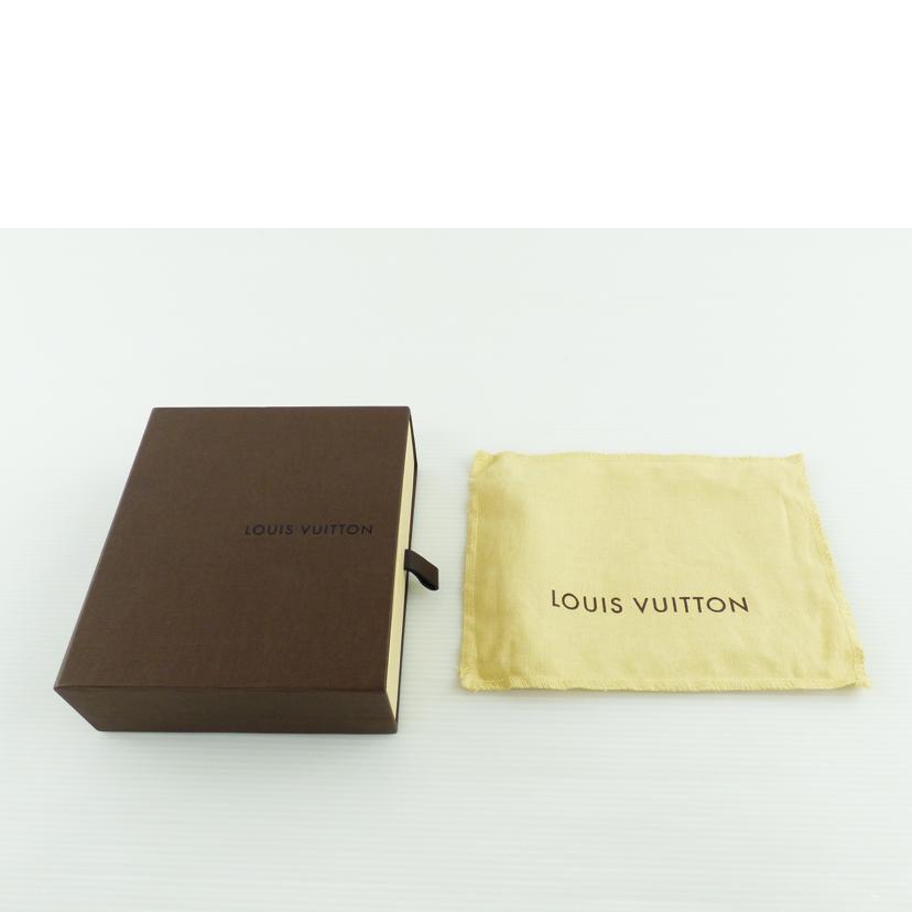 ＬＯＵＩＳ　ＶＵＩＴＴＯＮ ルイ・ヴィトン/ポルトフォイユ・ヴィエノワ／ヴェルニ/M91525//MI0026/Bランク/64