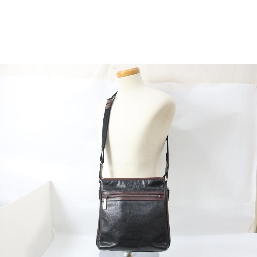 FUJITAKA フジタカ/レザーショルダーバッグ メンズ 斜メ掛ケ//ABランク/65