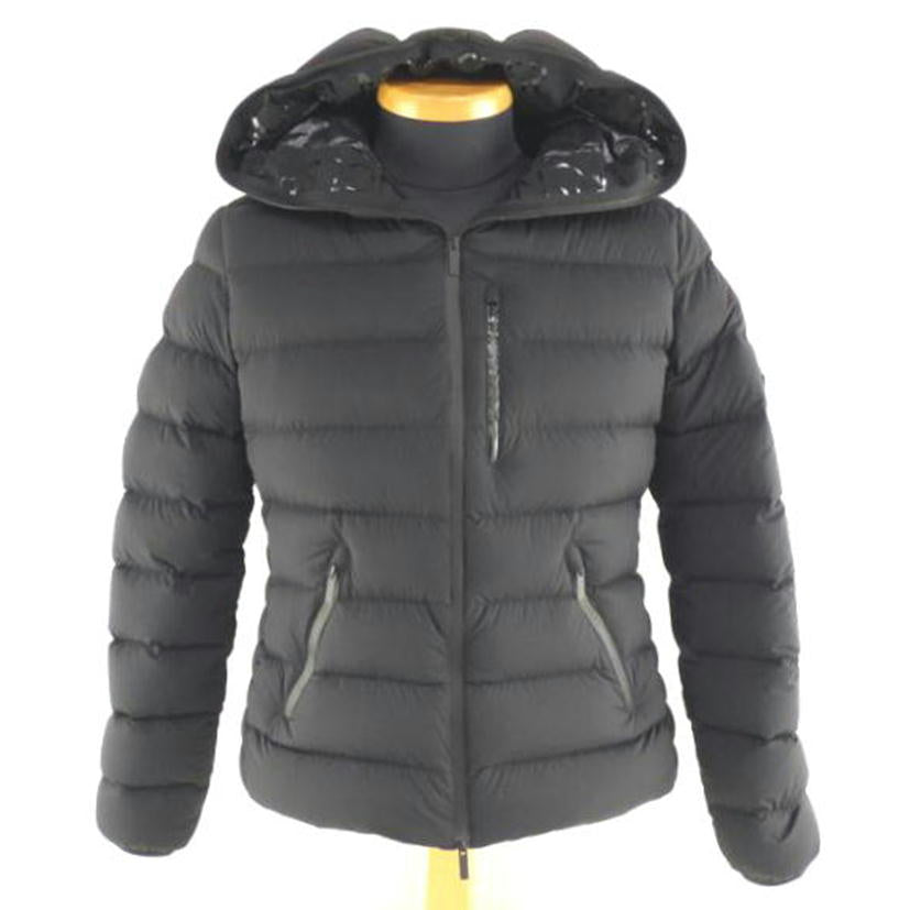 ＭＯＮＣＬＥＲ モンクレール/ＨＥＲＢＥ　ＧＩＵＢＢＯＴＴＯ/G20931A00023 53132//Aランク/64