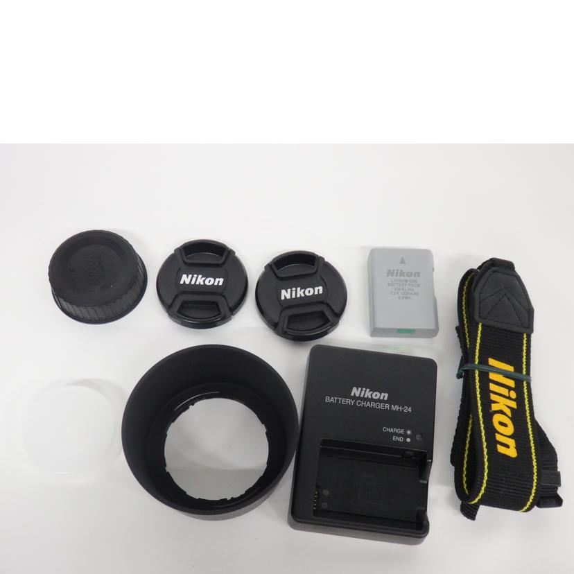 Ｎｉｋｏｎ ニコン/デジタル一眼／Ｄ３３００ダブルズームキット/D3300ﾀﾞﾌﾞﾙｽﾞｰﾑｷｯﾄ//2121858/Aランク/67