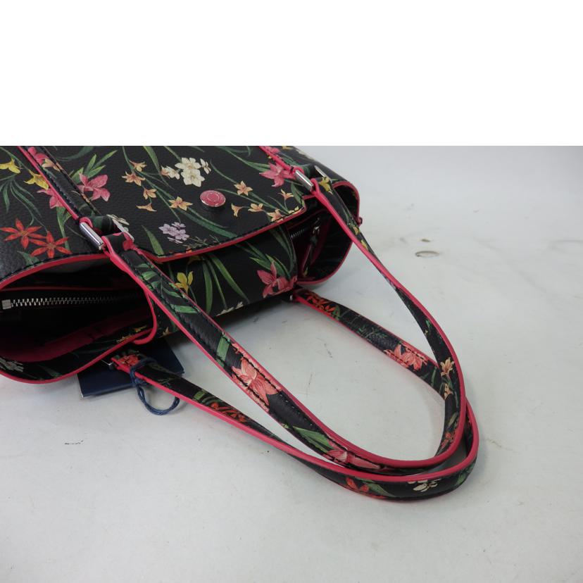 /ＣＯＬＥ　ＨＡＡＮ　　バッグ//Aランク/84